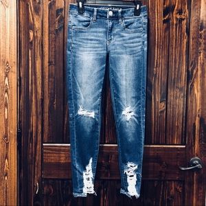 BRAND NEW American Eagle Jeans